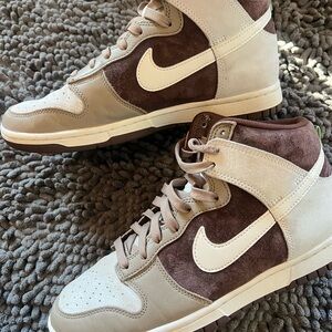 Air Jordan Dunk High “Light Chocolate”
